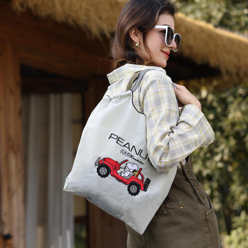 Bolso Tote de Nailon Bordado c - Women Bags Wholesale reseña y precio